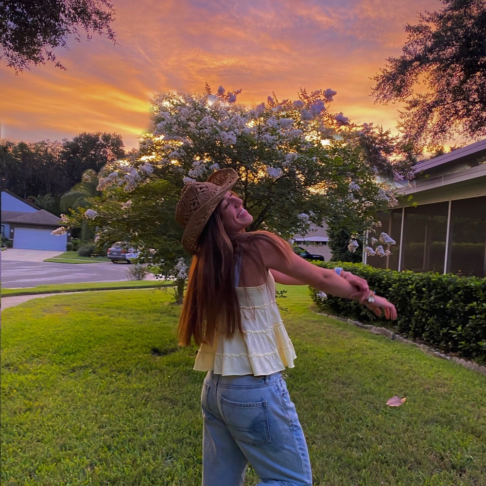 Meet your Posher, Cami❤️